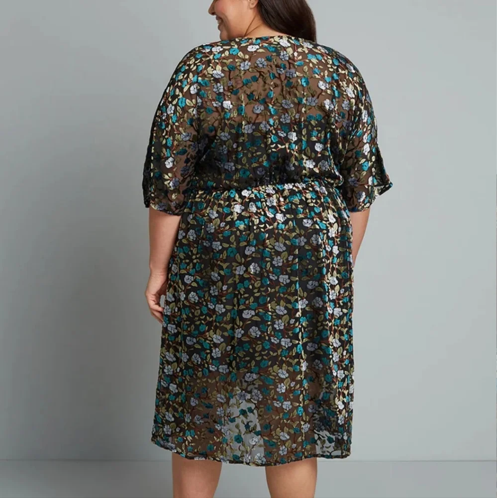 NEW Modcloth Dramatic Depths Velvet Dress Sz L Black Floral $119 Sheath Batwing